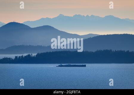 Samish Bay vom Aussichtspunkt entlang des Chuckanut Drive, Bellingham, Washington State Stockfoto