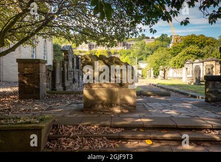 Canongate Church and Graveyard auf der Royal Mile in Edinburgh, Schottland, Großbritannien Stockfoto