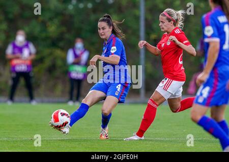 Lissabon, Portugal. September 2021. LISSABON, PORTUGAL - 9. SEPTEMBER: Caitlin Dijkstra des FC Twente während des zweiten Qualifikationsrunden-Spiels der UEFA Women's Champions League 2021/2022 zwischen SL Benfica und FC Twente am 9. September 2021 auf dem Futebol Campus Seixal in Lissabon, Portugal (Foto: Andre Weening/Orange Picics) Credit: Orange Pics BV/Alamy Live News Stockfoto