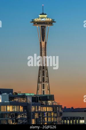 Washington State, Seattle. Space Needle bei Sonnenuntergang Stockfoto
