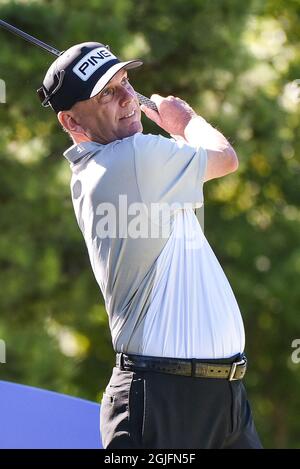 Missouri, Usa. 9. September 2021: 9. September 2021: Kevin Sutherland schlägt am 15. Loch während des Pro-am-Tages des Ascension Charity Classic im Norwood Hills Country Club in Jennings, MO ab Richard Ulreich/CSM Credit: CAL Sport Media/Alamy Live News Stockfoto