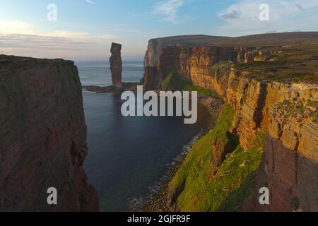 1.000 Fuß hohe Klippen und Meeresstapel, Isle of Hoy, Orkney Stockfoto