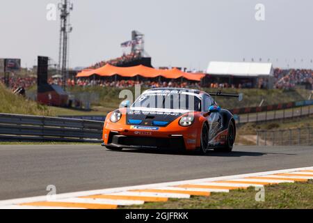 Zandvoort, Niederlande. September 2021. # 9 Lucas Groeneveld (NL, GP Elite), Porsche Mobil 1 Supercup auf dem Circuit Zandvoort am 4. September 2021 in Zandvoort, Niederlande. (Foto von HOCH ZWEI) Quelle: dpa/Alamy Live News Stockfoto