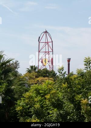 Salou, Catalunya, Spanien; 2019. September: Attraktion der Roten Macht in der Welt von Portaventura Stockfoto