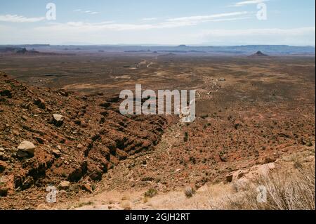 Blick auf das Tal der Götter in Utah vom Moki Dugway, Muley Point Stockfoto