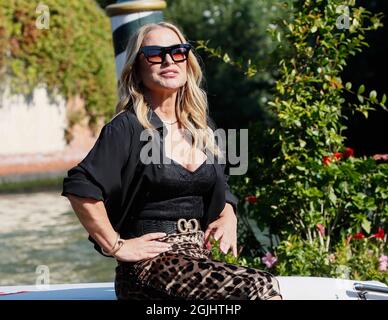 Venedig, Italien. September 2021. Anastacia kommt im Excelsior Hotel Peer während der 78. Internationalen Filmfestspiele von Venedig am 10. September 2021 in Venedig an. Foto von Marco Piovanotto/ABACAPRESS.COM Quelle: Abaca Press/Alamy Live News Stockfoto