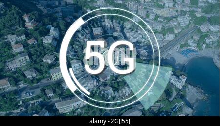 5G geschrieben in der Mitte eines futuristischen Kreisen 4k Stockfoto