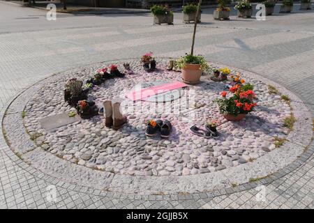 Gorizia, Italien - 25. Mai 2021: Piazza della Transalpina. Wiedereröffnung der Tests in Slowenien nach einer langen Sperrfrist aufgrund des Covid 19. Stockfoto