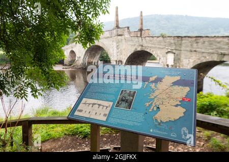 Wade Bridge oder General Wades Bridge (auch bekannt als Aberfeldy Bridge) über den Fluss Tay - Aberfeldy, Perth und Kinross, Schottland, Großbritannien Stockfoto