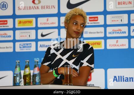 Berlin, Deutschland. September 2021. Pressekonferenz zum ISTAF Leichtathletik-Treffen (12. September): Olympiasiegerin im Weitsprung Malaika Mihambo. Quelle: Michael Hundt/dpa/Alamy Live News Stockfoto