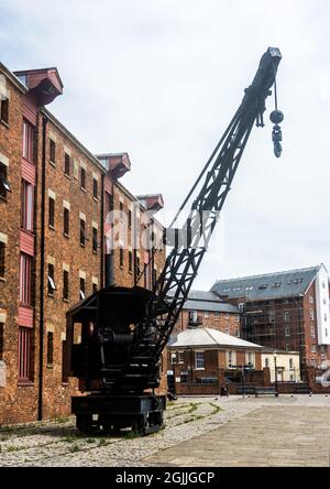 Ein 7.5 Tonnen schwerer Dampfkran am North Quay von Gloucester dockt an. Stockfoto