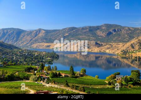 Blick auf den Skaha Lake von den Heritage Hills im Okanagan Valley zwischen Okanagan Falls und Penticton, British Columbia, Kanada. Stockfoto