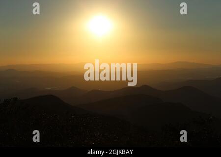 Der Beginn des Sonnenuntergangs. Brasstown bald, der höchste Punkt in Georgien! Stockfoto