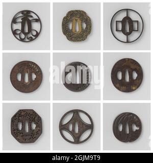 Auswahl an Samurai-Schwert-Handwächtern, Tsuba. Japanische Edo Periode Ko-Omote Typ Noh Maske von Yukan. (1615 - 1868), Japan Stockfoto