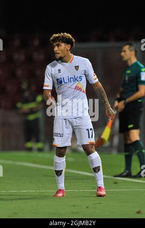 Benevento, Italien. September 2021. Valentin Gendrey Spieler von Lecce, während des Spiels der italienischen Serie B Meisterschaft zwischen Benevento gegen Lecce Endergebnis 0-0, Spiel im Ciro Vigorito Stadium gespielt. Benevento, Italien, 10. September 2021. (Foto von Vincenzo Izzo/Sipa USA) Quelle: SIPA USA/Alamy Live News Stockfoto