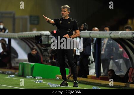 Benevento, Italien. September 2021. Marco Baroni Trainer von Lecce, während des Spiels der italienischen Serie B Meisterschaft zwischen Benevento gegen Lecce Endergebnis 0-0, Spiel im Ciro Vigorito Stadium gespielt. Benevento, Italien, 10. September 2021. (Foto von Vincenzo Izzo/Sipa USA) Quelle: SIPA USA/Alamy Live News Stockfoto