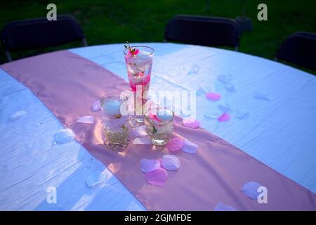 Hochzeitsfeier Dinner Tischdekoration Stockfoto