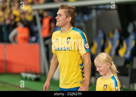 Brondby, Dänemark. September 2021. Mathias Greve (8) von Broendby IF steigt in das Feld für das 3F Superliga-Spiel zwischen Broendby IF und Silkeborg IF im Stadion Brondby ein. (Foto: Gonzales Photo/Alamy Live News Stockfoto