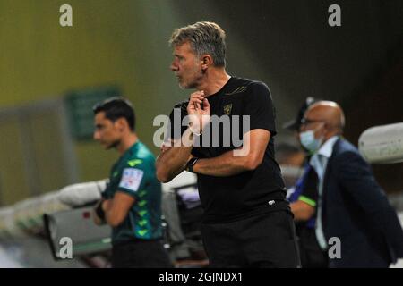 Benevento, Italien. September 2021. Marco Baroni Trainer von Lecce, während des Spiels der italienischen Serie B Meisterschaft zwischen Benevento gegen Lecce Endergebnis 0-0, Spiel im Ciro Vigorito Stadium gespielt. Benevento, Italien, 10. September 2021. (Foto von Vincenzo Izzo/Sipa USA) Quelle: SIPA USA/Alamy Live News Stockfoto