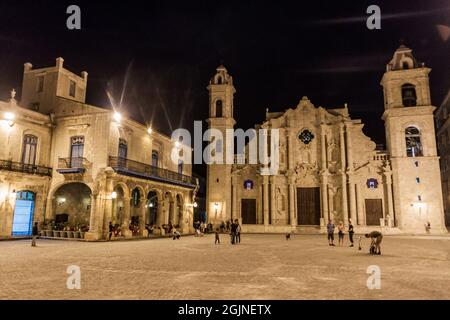 HAVANNA, KUBA - 20. FEB 2016: Catedral de San Cristobal auf dem Plaza de la Catedral in Habana Vieja Stockfoto