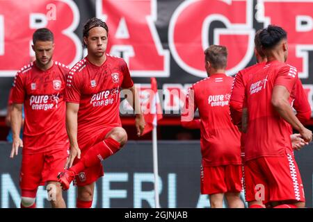 Enschede, Niederlande. September 2021. ENSCHEDE, NIEDERLANDE - 11. SEPTEMBER: Giovanni Troupee vom FC Twente während des niederländischen Eredivisie-Spiels zwischen dem FC Twente und dem FC Utrecht am 11. September 2021 in Enschede, Niederlande (Foto von Marcel ter Bals/Orange Picics) Credit: Orange Pics BV/Alamy Live News Stockfoto