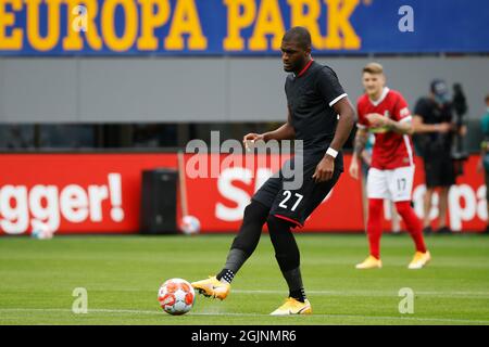 Freiburg Im Breisgau, Deutschland. September 2021. Fußball: Bundesliga, SC Freiburg - 1. FC Köln, Matchday 4, Dreisamstadion: Kölner Anthony Modeste Credit: Philipp von Ditfurth/dpa - WICHTIGER HINWEIS: Gemäß den Bestimmungen der DFL Deutsche Fußball Liga und/oder des DFB Deutscher Fußball-Bund ist es untersagt, im Stadion und/oder vom Spiel aufgenommene Fotos in Form von Sequenzbildern und/oder videoähnlichen Fotoserien zu verwenden oder zu verwenden./dpa/Alamy Live News Stockfoto