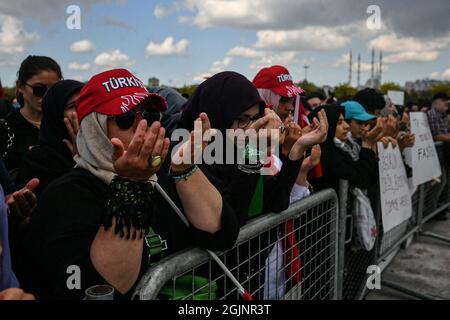 Istanbul, Türkei. September 2021. Am 11. September 2021 protestieren Menschen in Istanbul, Türkei, gegen die Impfpflicht. Foto von Can Ozer/Depo Photos/ABACAPRESS.COM Credit: Abaca Press/Alamy Live News Stockfoto