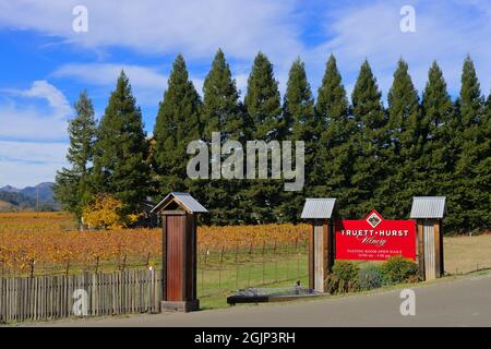 Die Truett Hurst Winery während eines wunderschönen Herbstes in der Dry Creek AVA, Healdsburg (Sonoma) CA Stockfoto