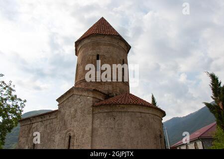 Frühes christentum Alter im Kaukasus. Alte Alban Kirche in Sheki - Aserbaidschan Stockfoto