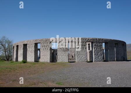 Sam Hills konkrete Nachbildung von Englands Stonehenge ist ein Denkmal für die Männer von Klickitat County, Washington, die im Ersten Weltkrieg getötet wurden Stockfoto