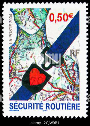 MOSKAU, RUSSLAND - 20. JUNI 2021: In Frankreich gedruckte Briefmarke zeigt Straßenverkehrssicherheit, Serie, um 2004 Stockfoto