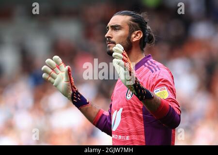 Blackpool, Großbritannien. September 2021. Paulo Gazzaniga #21 von Fulham während des Spiels in Blackpool, Großbritannien am 9/11/2021. (Foto von Mark Cosgrove/News Images/Sipa USA) Quelle: SIPA USA/Alamy Live News Stockfoto