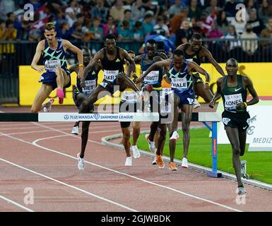 Zürich, 09. Sep 2021 3000m Läufer im Einsatz während der Wanda Diamond League im Litzigrund Stadion Zürich Schweiz am 09 2021. September Glen Stockfoto