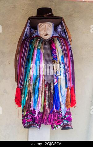 SANTIAGO ATITLAN, GUATEMALA - 24. MÄRZ 2016: Maximon, heiliges Idol der Maya in Santiago Atitlan. Stockfoto