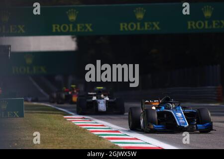 Monza, Italien. September 2021. 03 Zhou Guanyu (chn), UNI-Virtuosi Racing, Dallara F2, Action während des 5. Laufs der FIA Formel-2-Meisterschaft 2021 vom 9. Bis 12. September 2021 auf dem Autodromo Nazionale di Monza in Monza, Italien - Foto Sebastiaan Rozendaal / Dutch Photo Agency / DPPI Credit: DPPI Media/Alamy Live News Stockfoto