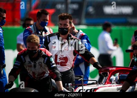 Monza, Italien. September 2021. Monza, Italien. September 2021. Alfa Romeo Racing ORLEN Team, Ambiente am Start während der Formel 1 Heineken Gran Premio D'italia 2021, großer Preis von Italien, 14. Lauf der FIA Formel 1-Weltmeisterschaft 2021 vom 9. Bis 12. September 2021 auf dem Autodromo Nazionale di Monza, in Monza, Italien - Photo Joao Filipe/DPPI Credit: DPPI Media/Alamy Live News Credit: DPPI Media/Alamy Live News Stockfoto