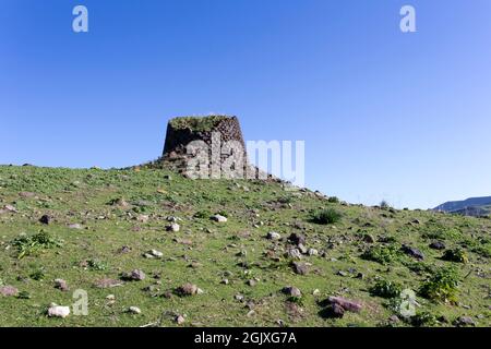 Ein Blick auf nuraghe in der Nähe von Castelsardo auf Sardinien Stockfoto