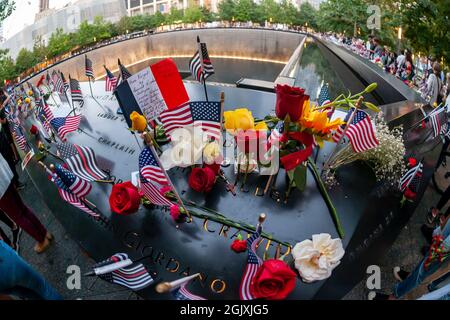 Das 9/11 Memorial in New York am Samstag, den 11. September 2021, am 20. Jahrestag der Terroranschläge vom 11. September 2001. (© Richard B. Levine) Stockfoto