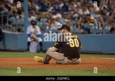 San Diego Padres erster Baseman Eric Hosmer (30) während eines MLB-Spiels gegen die Los Angeles Dodgers, Samstag, 11. September 2021, in Los Angeles, Kalif. Th Stockfoto