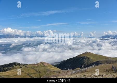 La molina Cataluña España, Paisajes de los pirineos de Cataluña Stockfoto