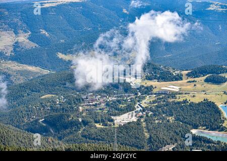 La molina Cataluña España, Paisajes de los pirineos de Cataluña Stockfoto