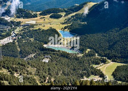 La molina Cataluña España, Paisajes de los pirineos de Cataluña Stockfoto