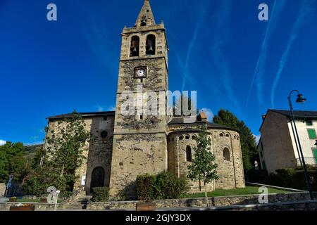 La localidad y comuna francesa de Ur se encuentra en el departamento de los Pirineos Orientales en Francia, Stockfoto