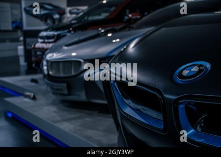 Im Fokus stehen die innovativen Technologiethemen von BMW i: Der vollelektrische BMW i3 als konsequent nachhaltig konzipiertes emissionsfreies Fahrzeug für den Innenraum Stockfoto