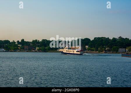 St. Ignace, MI - 14. Juli 2021: Shepler's Ferry zieht am 14. Juli 2021 in St. Ignace, MI. Stockfoto