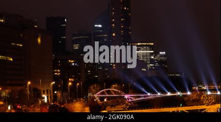 elle de Puteaux et la Defense Stockfoto