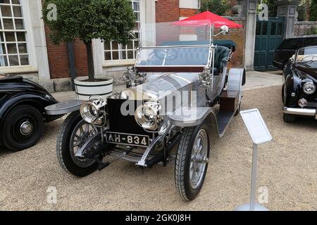 Rolls-Royce Silver Ghost (1909), Frank Dale & Stepsons, Messestand, Concours of Elegance 2021, Hampton Court Palace, London, Großbritannien, Europa Stockfoto