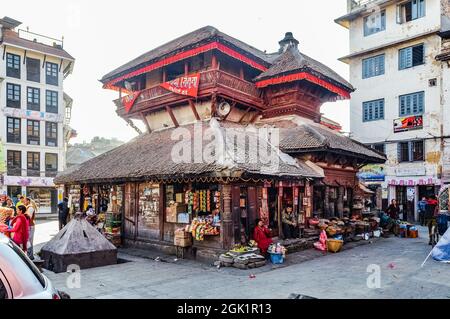 Lakshmi Narayan Tempel (auch bekannt als Garud Narayan Tempel) auf dem Kathmandu Durbar Platz, vor dem Erdbeben in Nepal im April 2015 Stockfoto