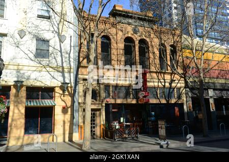 Loft Bar and Bistro in der 90 S 2nd Street zwischen E Santa Clara Street und E San Fernando Street in der Innenstadt von San Jose, Kalifornien, USA. Stockfoto