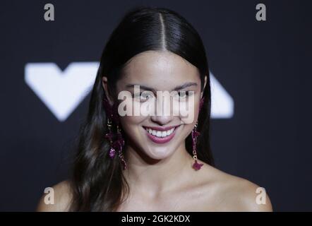 New York, Usa. September 2021. Olivia Rodrigo kommt auf dem roten Teppich bei den 38. Jährlichen MTV Video Music Awards im Barclays Center in New York City am Sonntag, dem 12. September 2021. Foto von John Angelillo/UPI Credit: UPI/Alamy Live News Stockfoto
